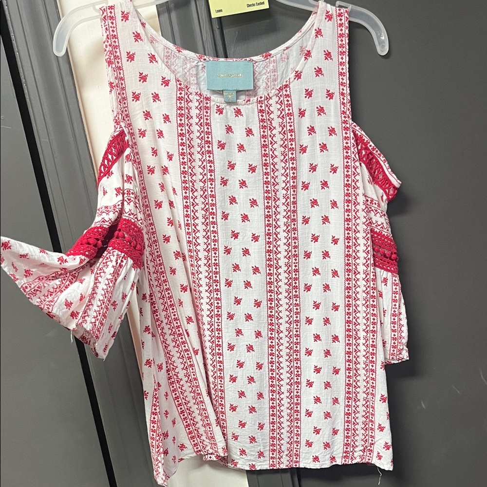 Skies Are Blue Red and White Patterned Blouse